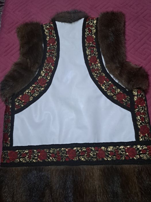 Vând bundiță  populară