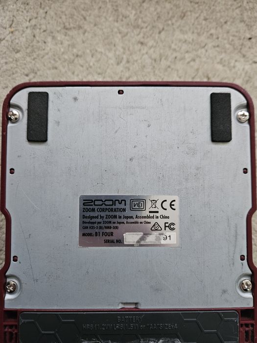 Процесор/ Мултиефект за бас китара Zoom B1 four