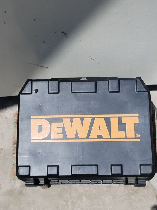Шуруповёрт+сверление DeWalt DW-907