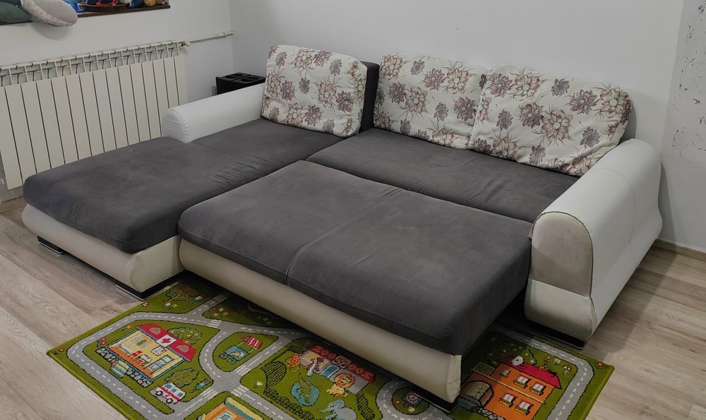 Canapea coltar extensibila