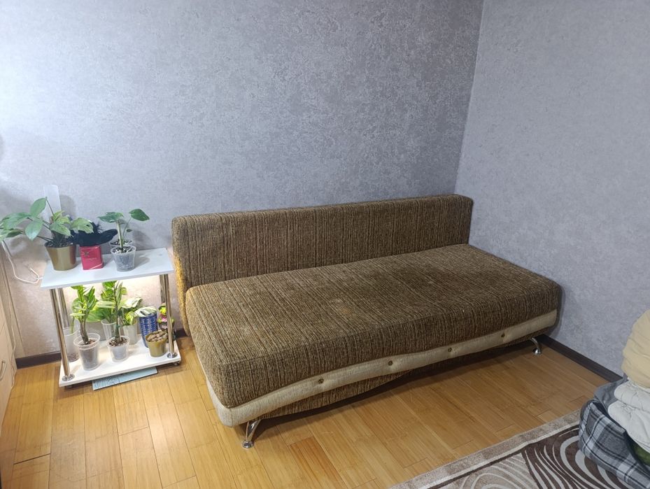 Отдам диван самовывоз