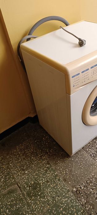 Пералня whirlpool FL 5105