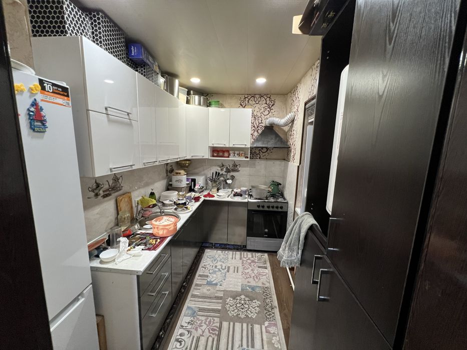 Yangi hayot dom sotiladi.