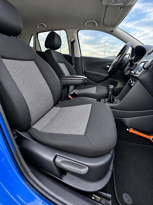 VOLKSWAGEN Polo 2012 — imagine 4