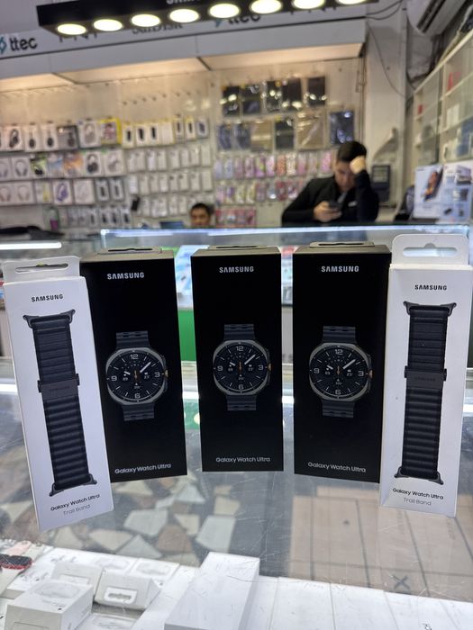 Galaxy watch Ultra 2025 silver  100% orginal