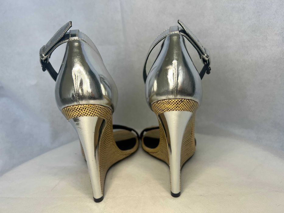 Сандали на платформа Bottega Veneta размер 38 - чисто нови