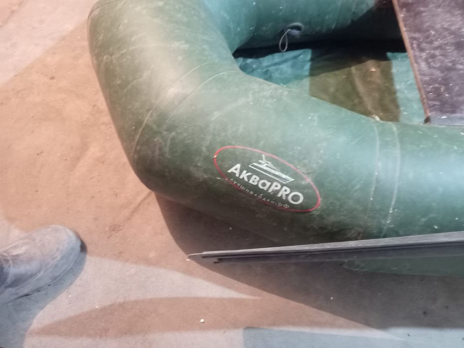 Продам лодку одноместную.