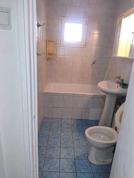 Proprietar vand 2 apartamente de 2 camere ,Giurgiului,Berceni,Piata Progresul,metrou,53 mp si 50 mp
