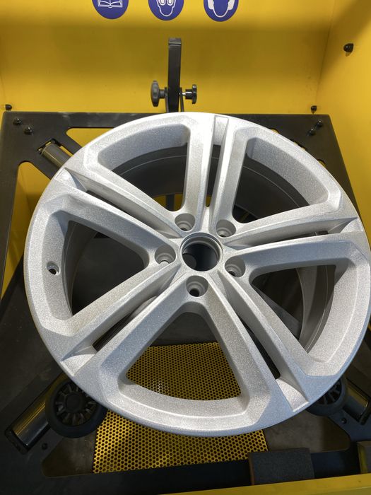 Vopsit jante, indreptat jante auto, reconditionare jante, sudura jante