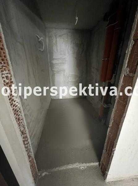 Продава се Тристаен апартамент в Пловдив, Христо Смирненски - 120 кв.м за 1125 €/кв.м - Снимка #5