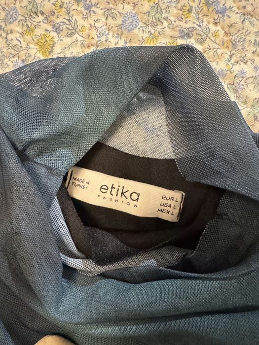 Платье шикарное на выход