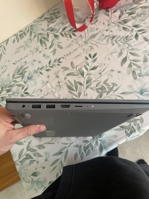 Lenovo IdeaPad 1 Aproape nou