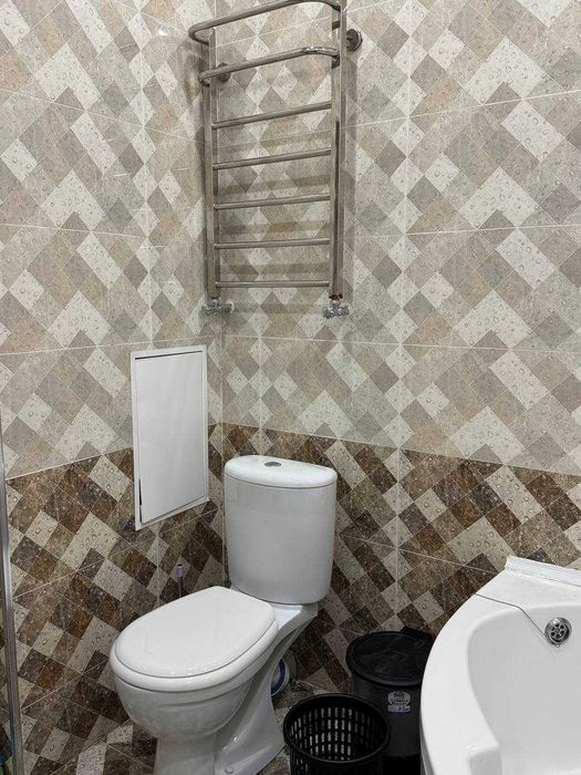 Срочно Продам Шикарную квартиру Жк Сагбон 2/3/9  75м2 989*