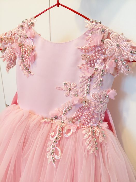 Продам детское платье