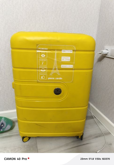 Чемодан сотаман pierre cardin