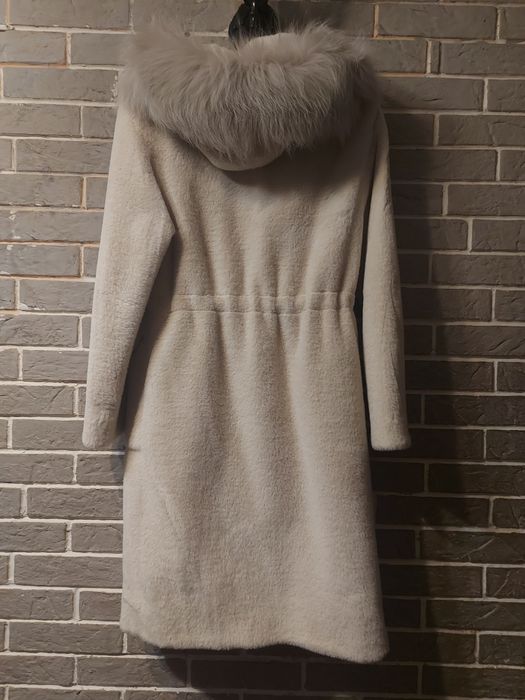 Продам пальто меховое, р 46