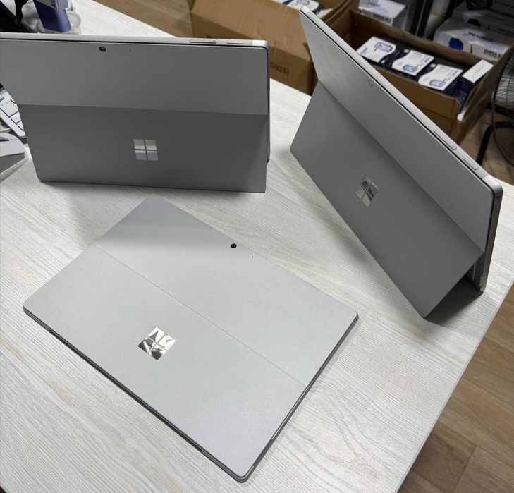 Microsoft Surface Pro 7+ 12.5 2K Intel Core i5-1135G7 16GB/256GB 2in1