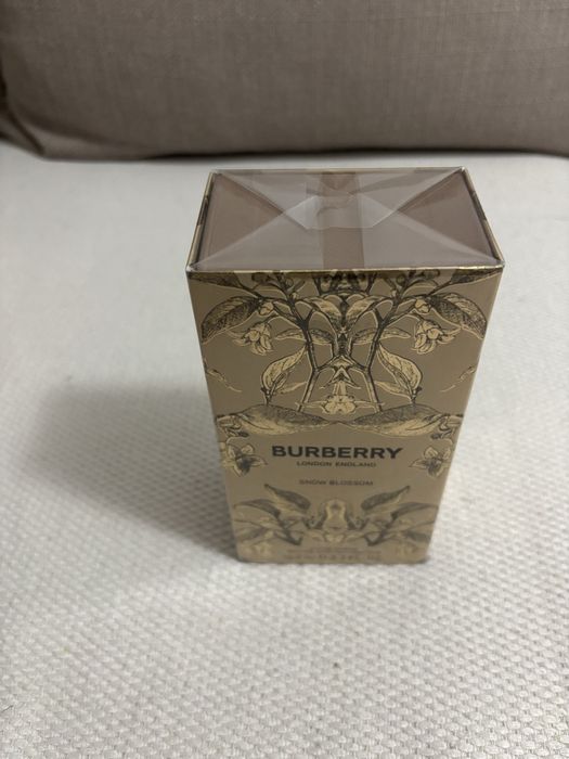 Burberry London England