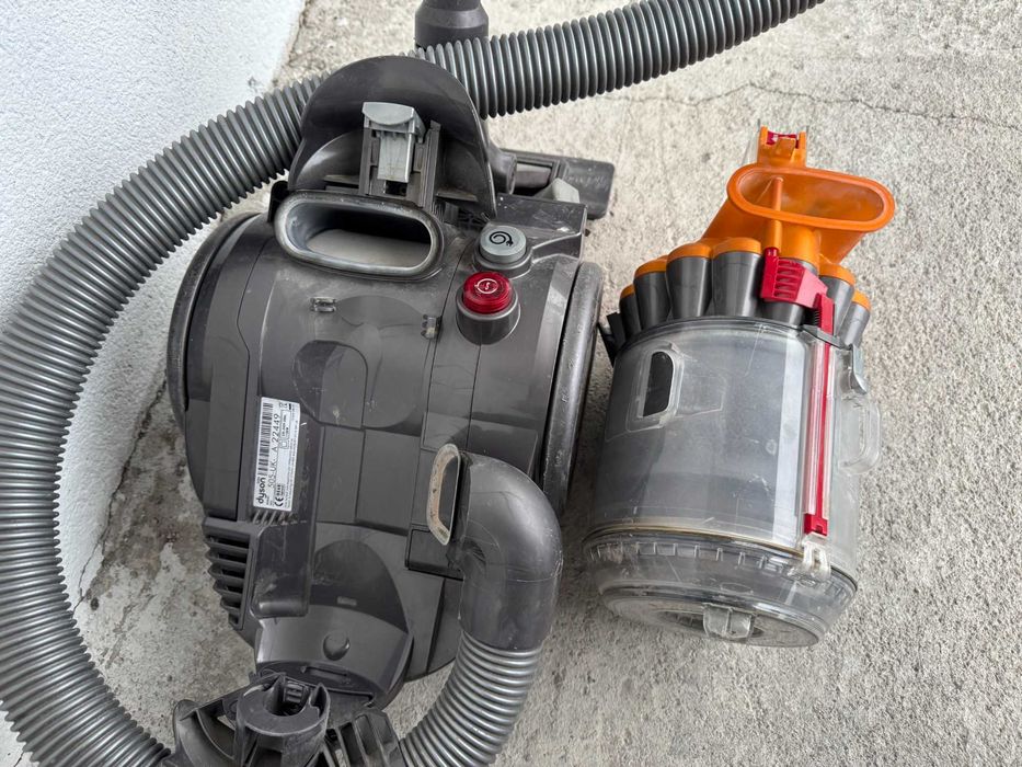 Прахосмукачка - Dyson DC 22 / 1100 W