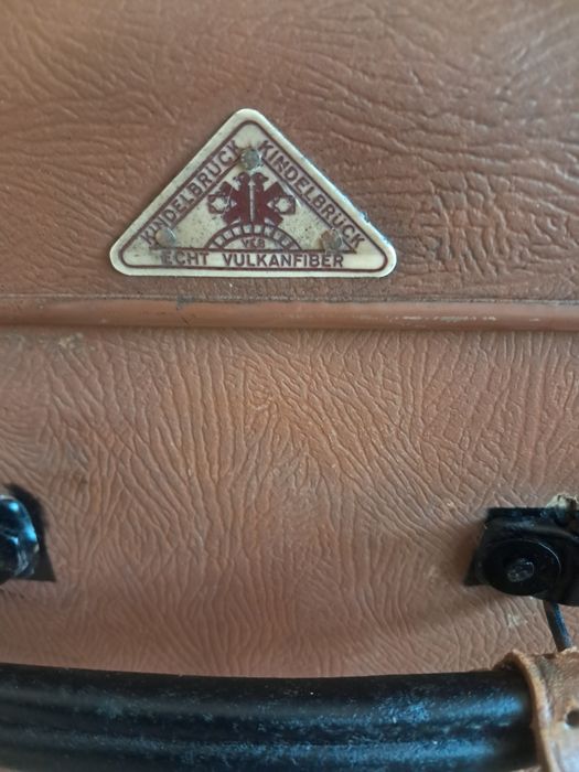 Ретро куфар 2бр 20€