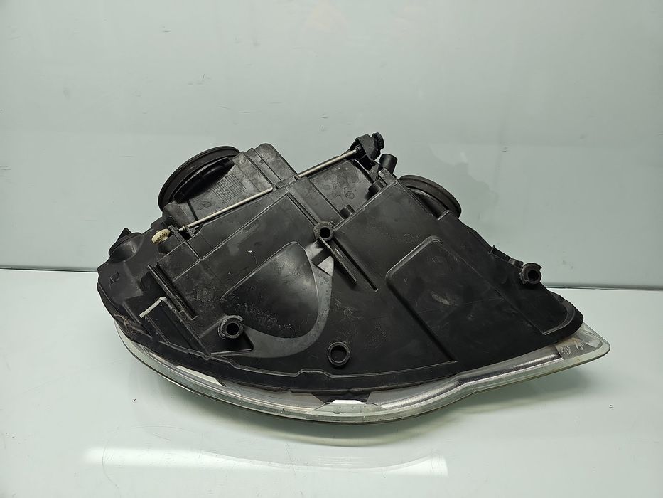 Far stanga Volkswagen Touareg (7LA, 7L6) [Fabr 2003-2010] R-line 7L694