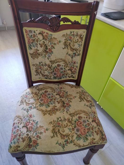 Продам стол со стульями