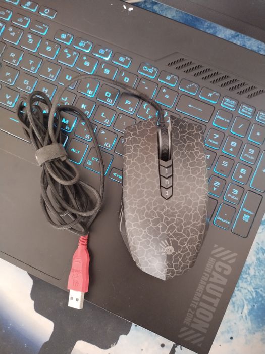 Продам мышку bloody a70