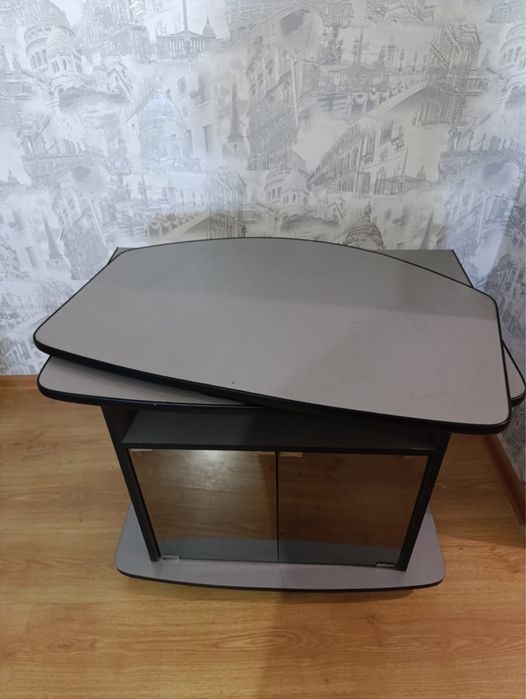 Продам тумбу для телевизора