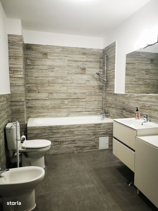 Apartament 3 camere, cu garaj si boxa, in Borhanci