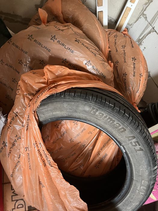 Продам шины летние 235/55 R18