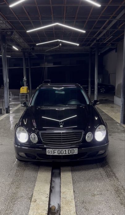 Mercedes-Benz E 240 2003