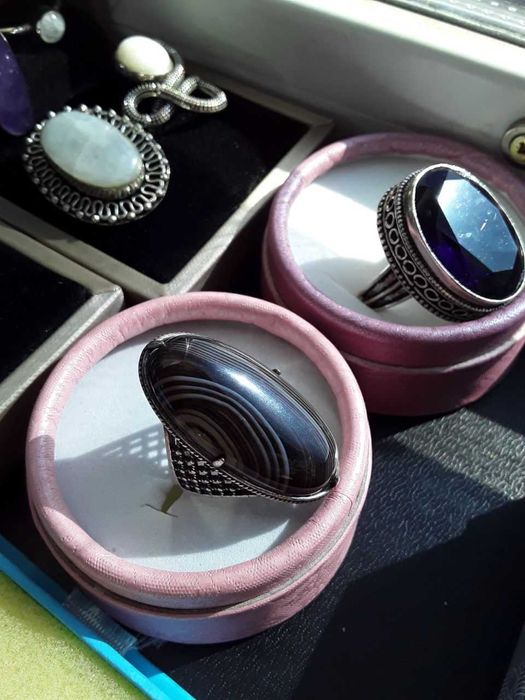 Кольцо с натуральным камнем