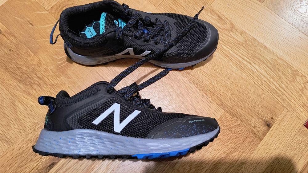 Нови маратонки за планинско бягане New Balance, размер 36