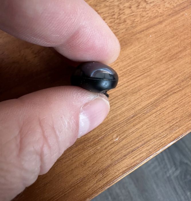 Vând casca Samsung Galaxy Buds Live (SM-R180) - Partea Dreaptă