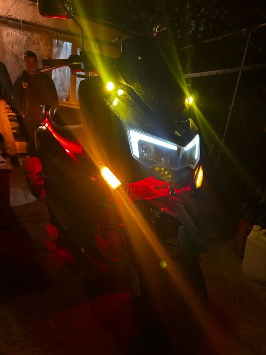 Продам мопед N Max 175куб