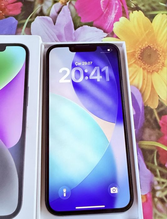 Продавам iPhone 14 128GB 84% продавам го щото купих нов заради това  телефона няма нито една забележка