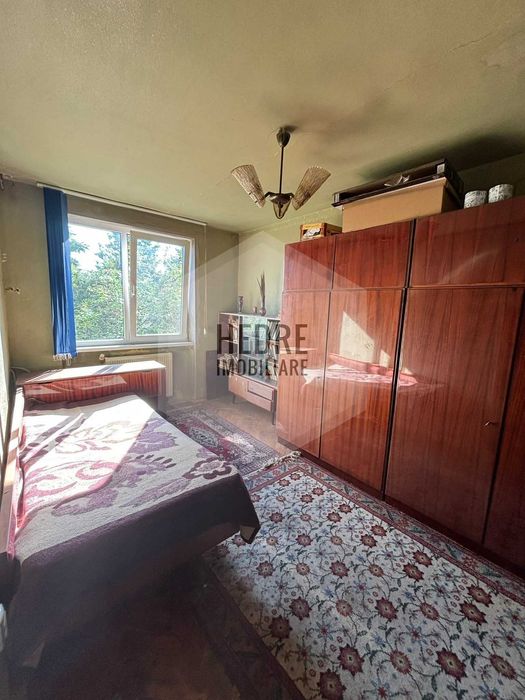 Vanzare apartament 3 camere