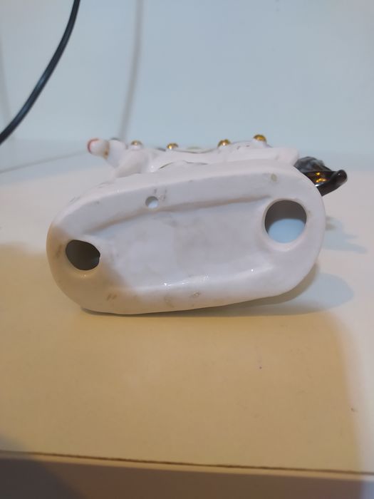 Статуэтка фарфор Лошадка