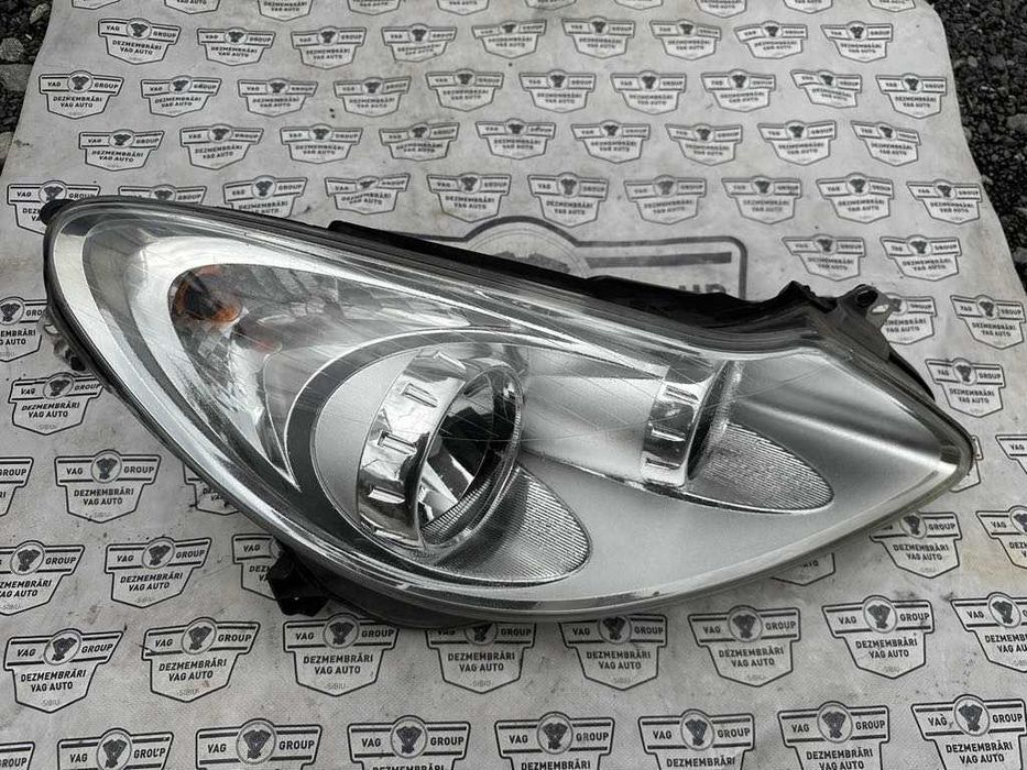 Far Dreapta Opel Corsa D 2006 - 2014 Cod : 13186384