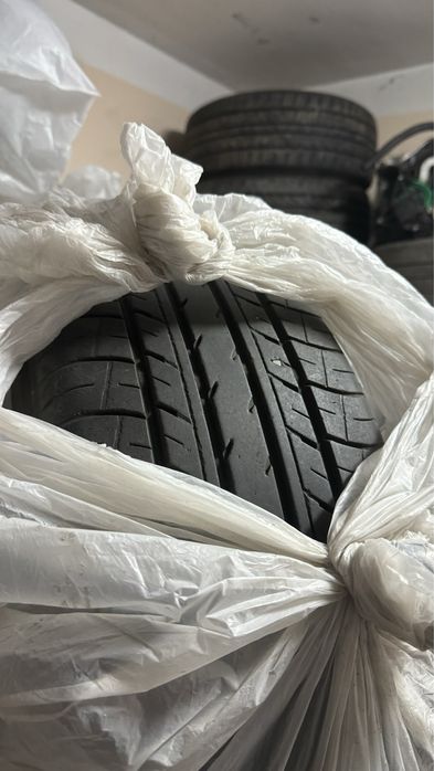 Шины 215/55/17 (Yokohama)