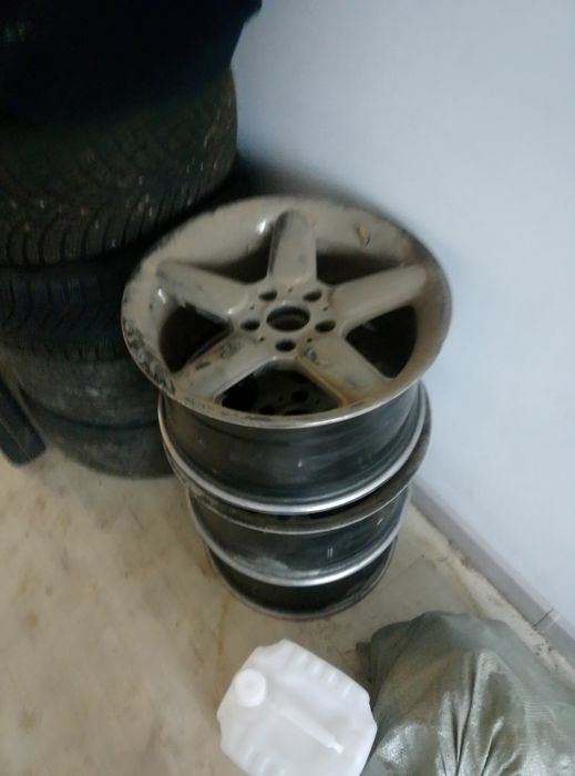 Продам титанки r17 на бмв