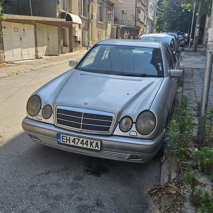 Mercedes E300, чист дизел