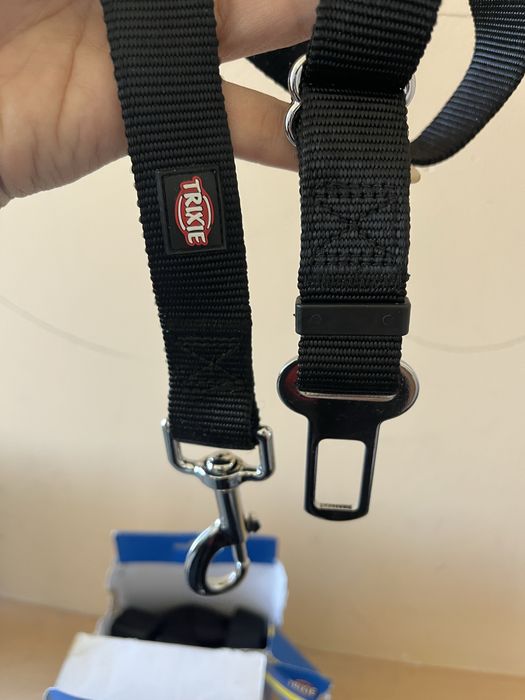 Нагръдник и повод за куче