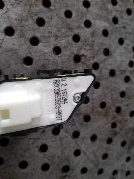 Buton blocare usi mercedes e class w213 a213 9059603