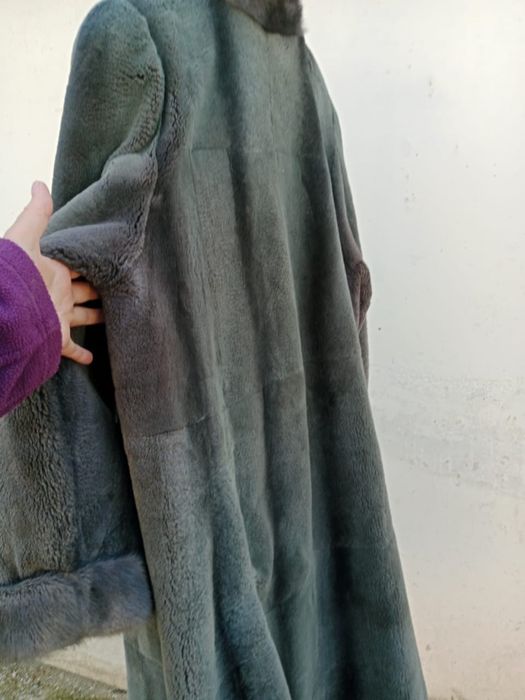 СРОЧНО продам шубка трапеция