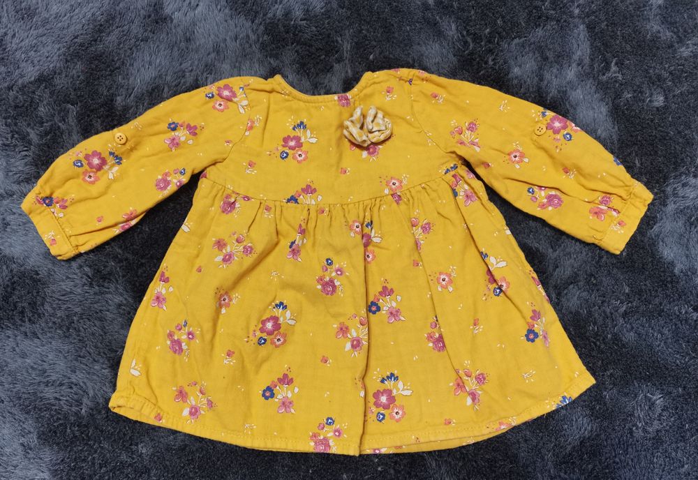 Лот  рокли 6-9м.