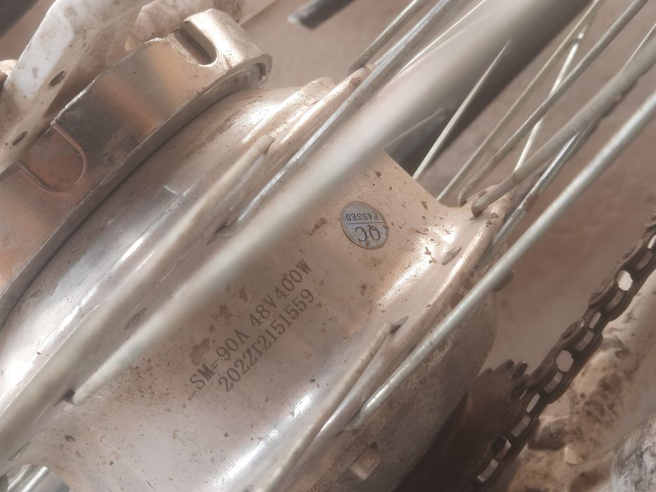 Elektra velosiped  sotiladi