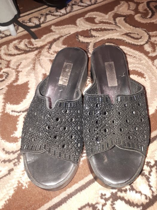 Женыский обувь размер 36 37