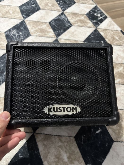 Microfoane  AKG mini , Shure si boxa