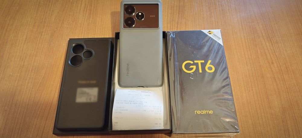 Telefon REALME GT6 ca NOU, Snapdragon 8 Gen3, 20Gb RAM*512Gb  stocare, foto premium, original la cutie, factura și bon achiziție eMag, baterie 5500mAh